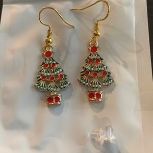 Christmas tree earrings